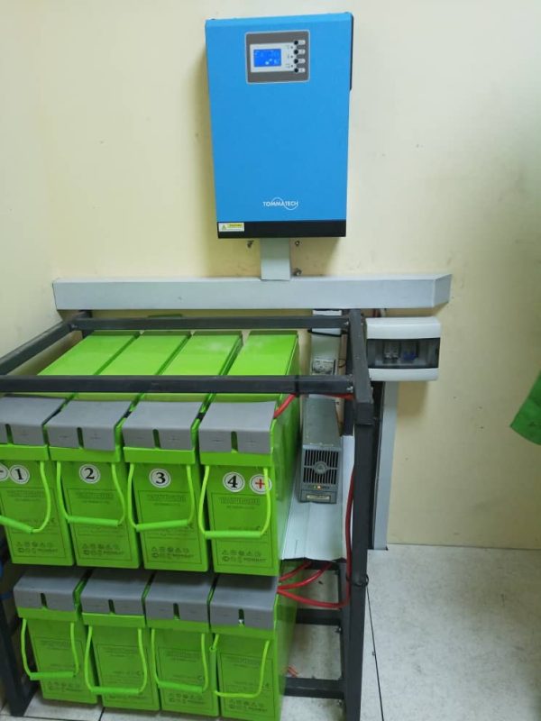 5kva Hybrid Inverter With 8 Batteries & Solar Installation