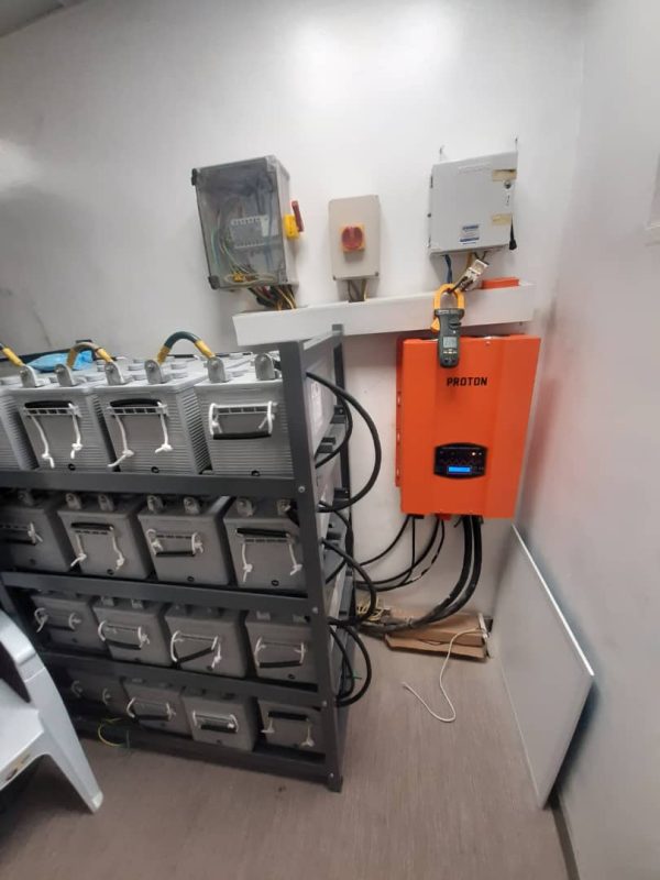 15kva Hybrid inverter with 24 tubular batteries